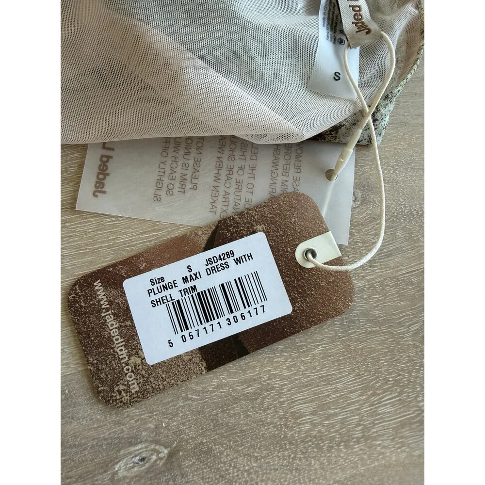 Jaded London NWT Vida Backless Maxi Dress With Shell Trim Size Small - Picture 6 of 10